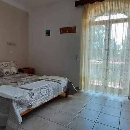 דירה Traditional House Alepis In אראופוליס