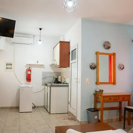 Traditional House Alepis In Апартаменты Ареополис