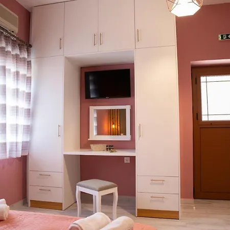 Traditional House Alepis In Apartment *