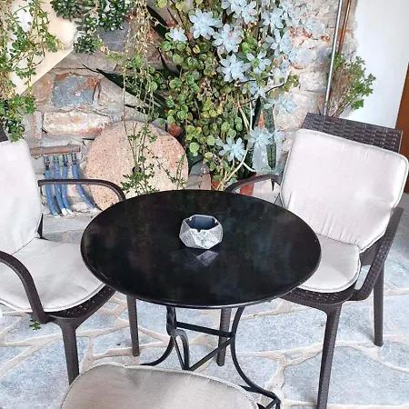 Апартаменты Traditional House Alepis In Ареополис