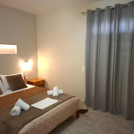 Apartment Traditional House Alepis In