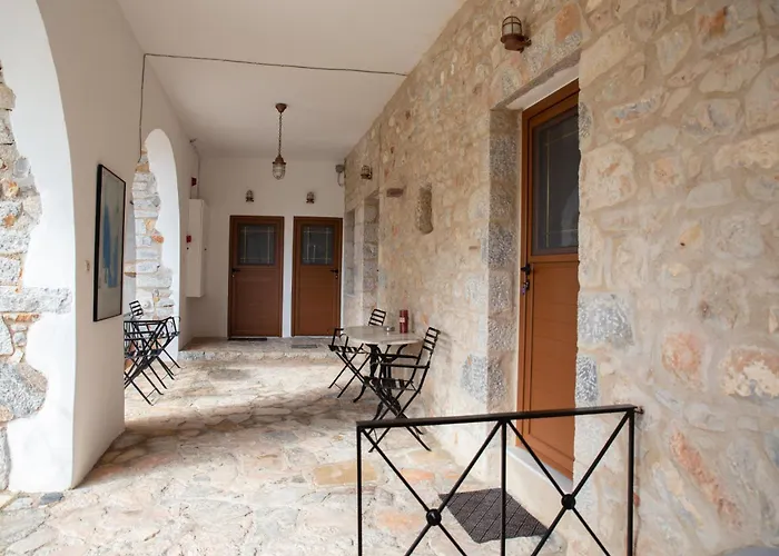 Traditional House Alepis In Apartmán Areopoli